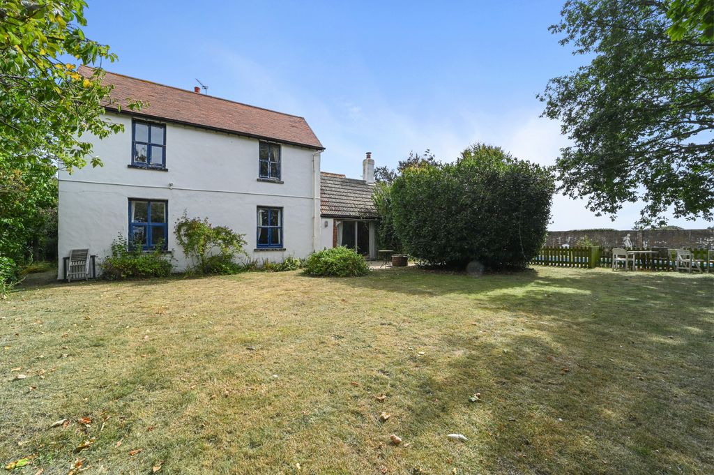 Property photo 2 of 40 Pt-Fc(Col)-Thewhitehouse-40