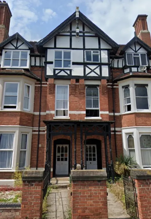 Property photo 1 of 10