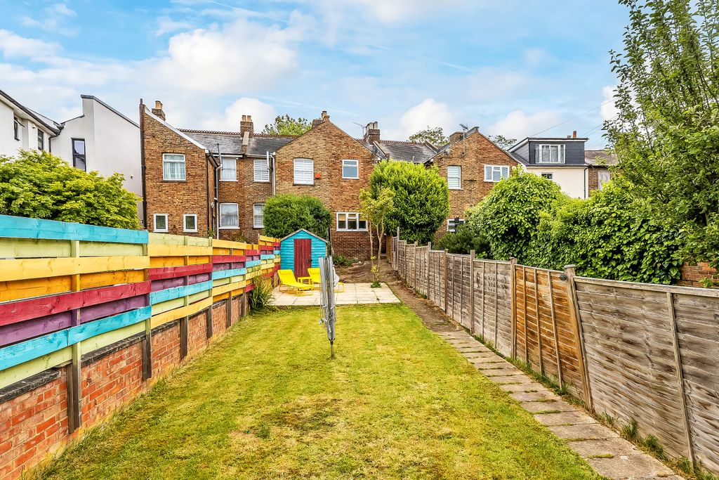 Property photo 3 of 18 Photo 3