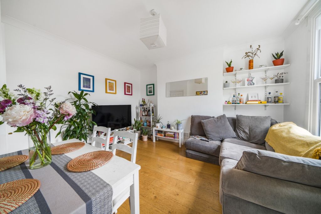 Property photo 2 of 7 1004062 (2)