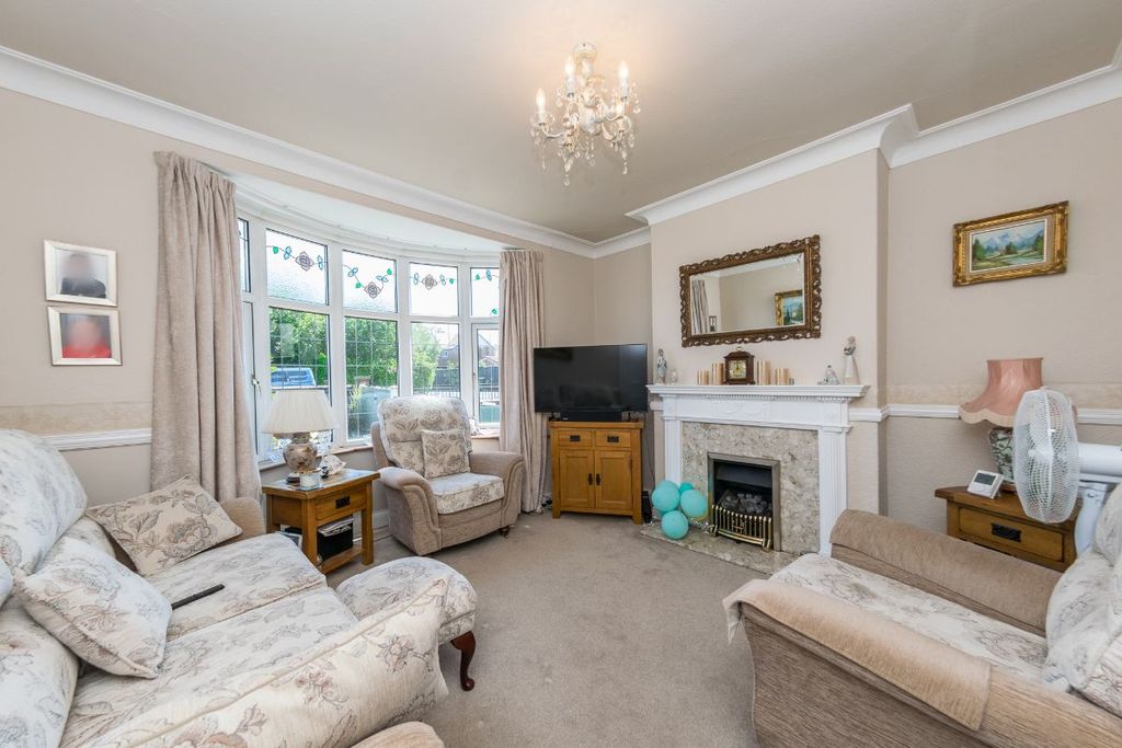 Property photo 2 of 29