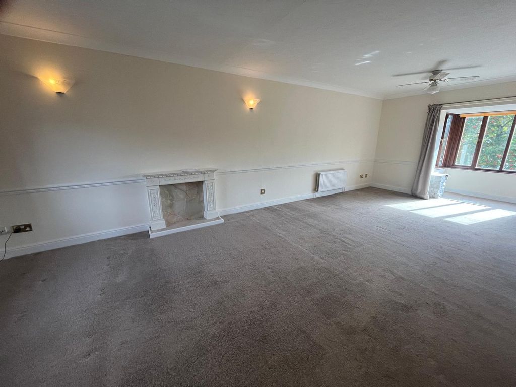 Property photo 3 of 9 Image