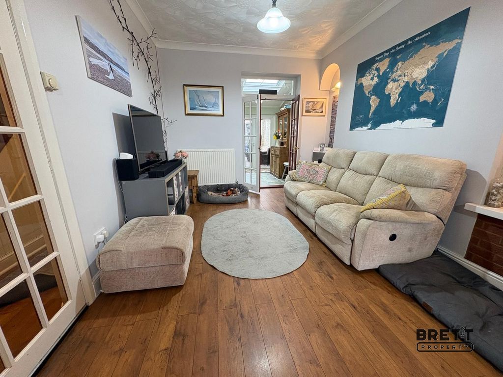Additional image 4 of 4 bed end terrace house to rent56 John Street, Neyland, Milford Haven, Pembrokeshire. SA73