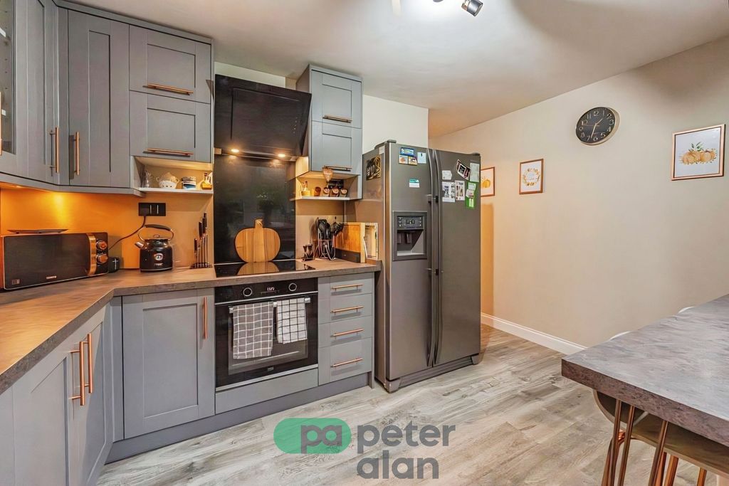 Property photo 3 of 19 Front