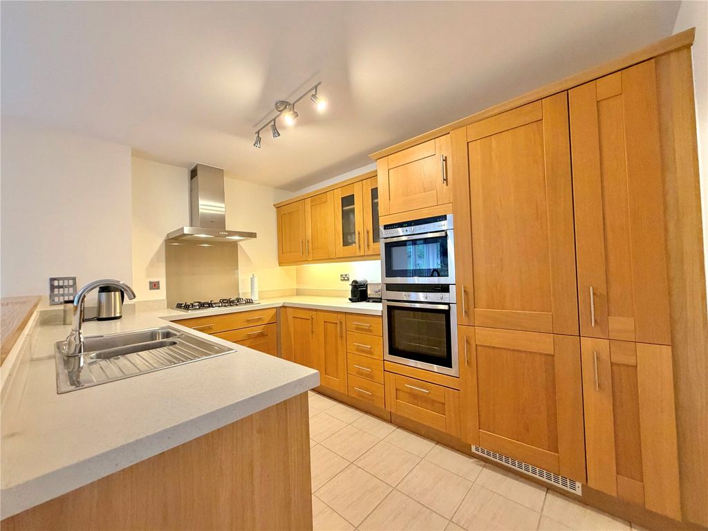 Property photo 2 of 18 Picture No. 39