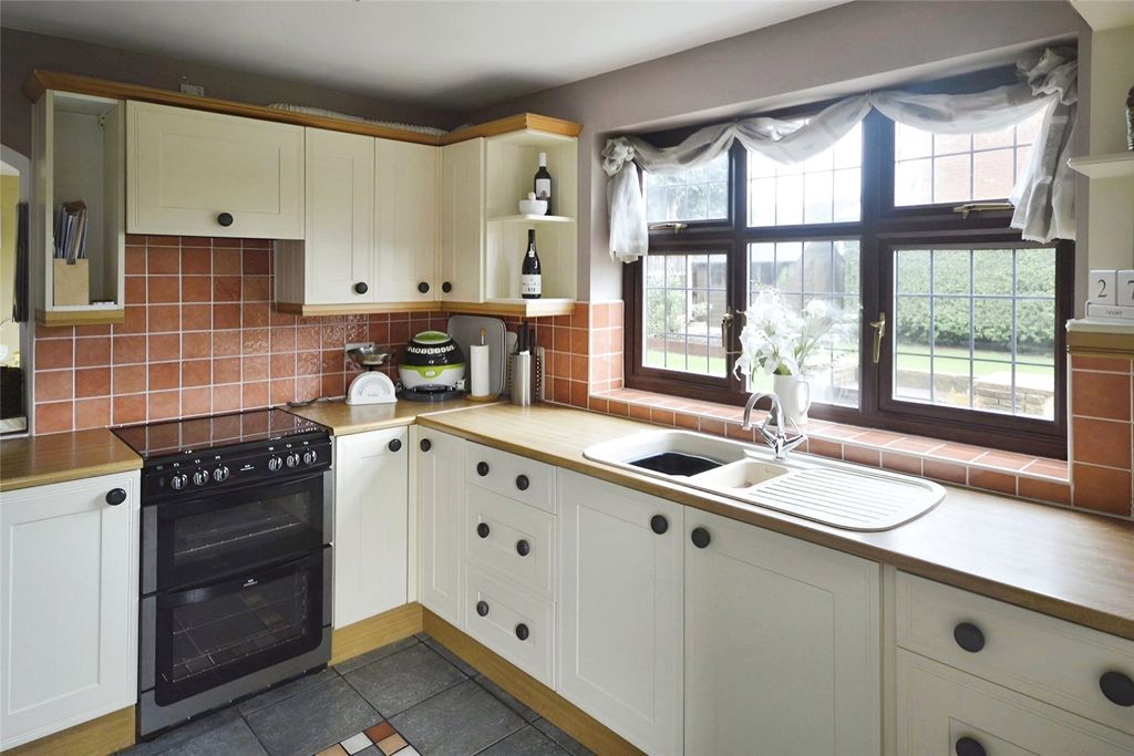 Property photo 2 of 3 Kitchen