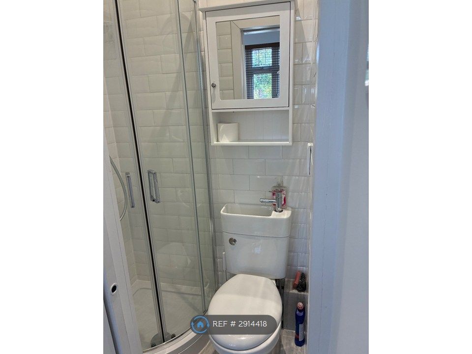 Property photo 3 of 4