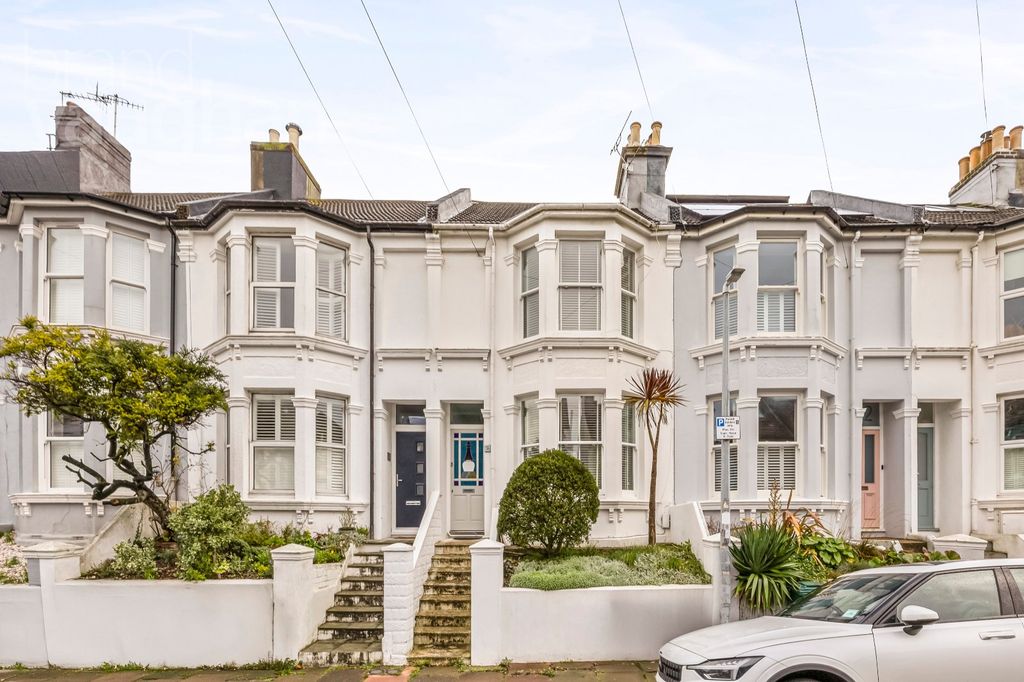 Property photo 3 of 17 Picture No. 32