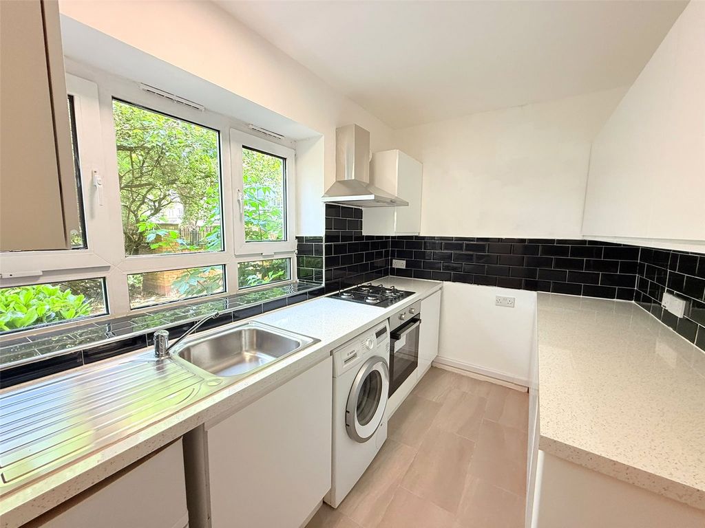 Property photo 2 of 9 Picture No. 09