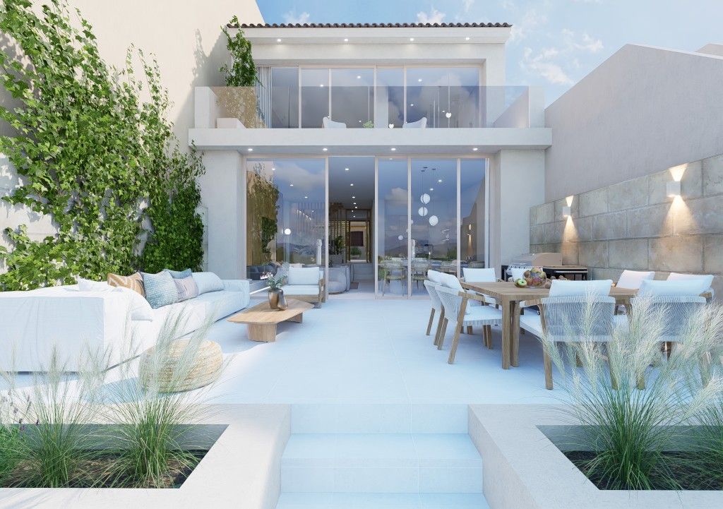 Property photo 3 of 20 Exterior (10)