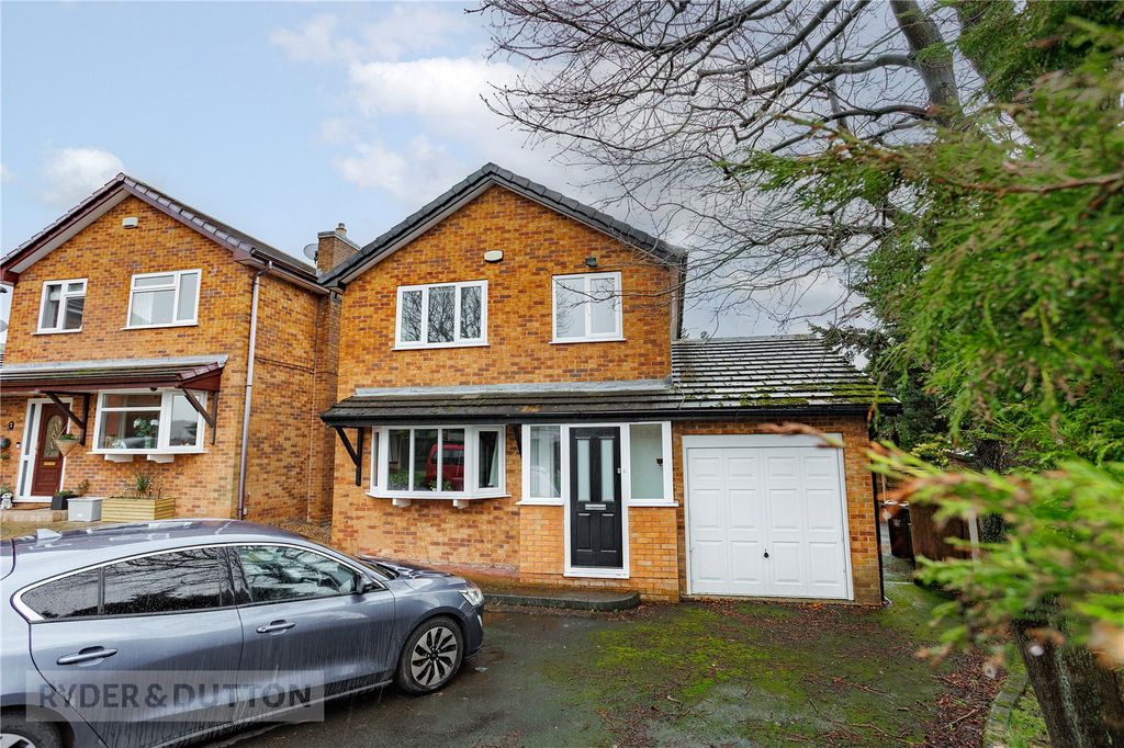 Property photo 1 of 25 Front