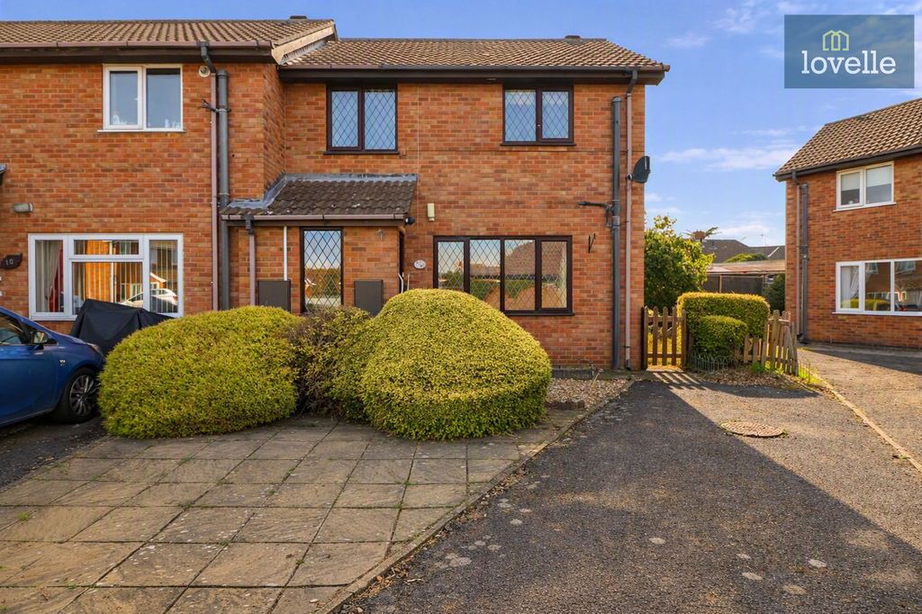 Property photo 2 of 17