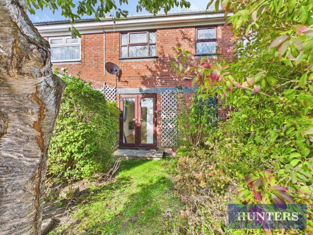 Property photo 1 of 11 Front