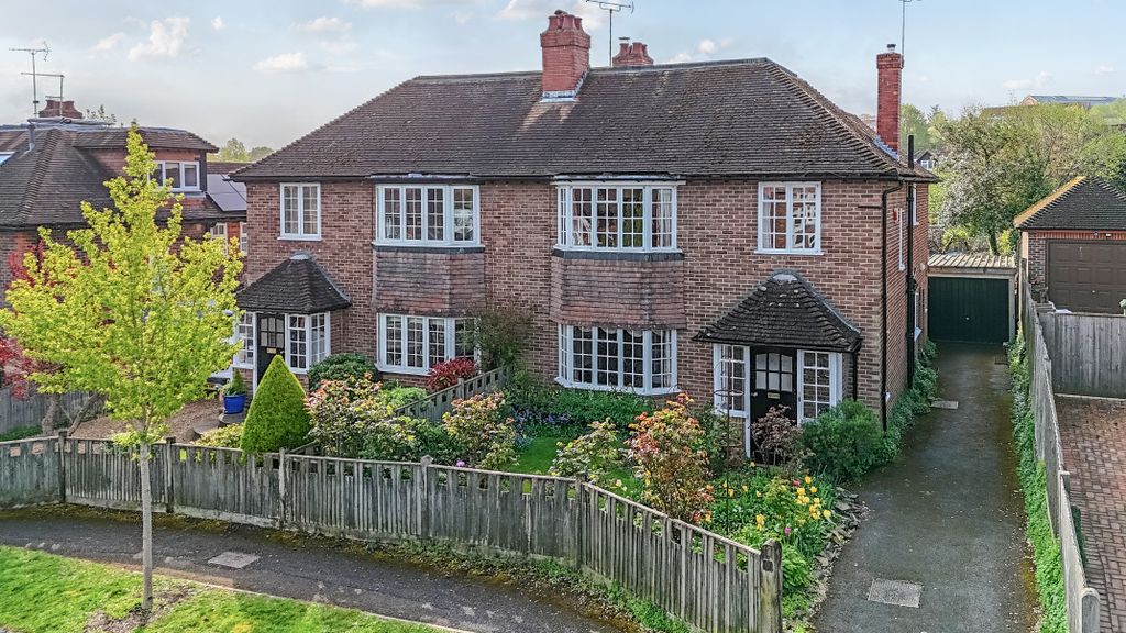 Property photo 1 of 9