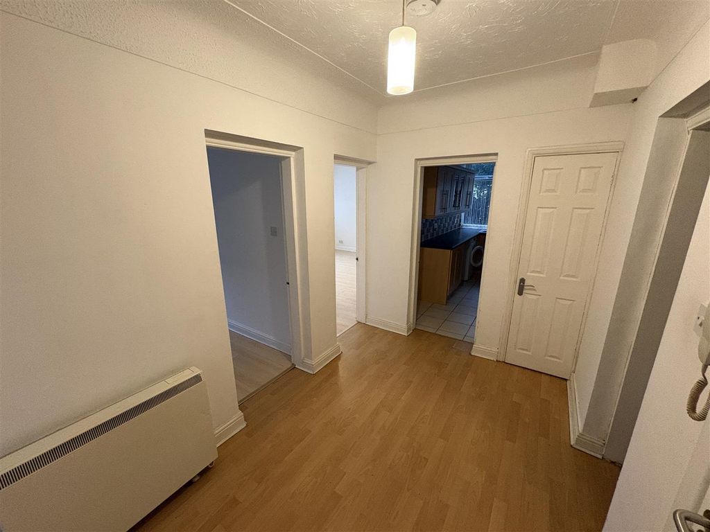 Property photo 2 of 10 Img_5011.Jpeg