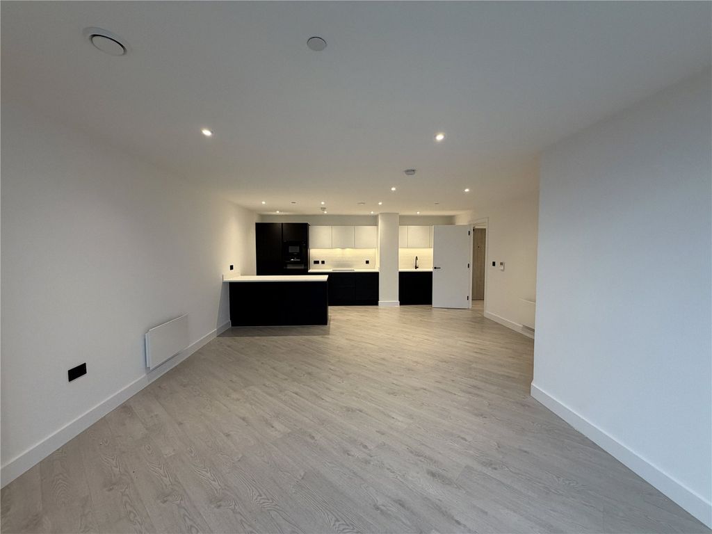 Property photo 3 of 28 Living Room