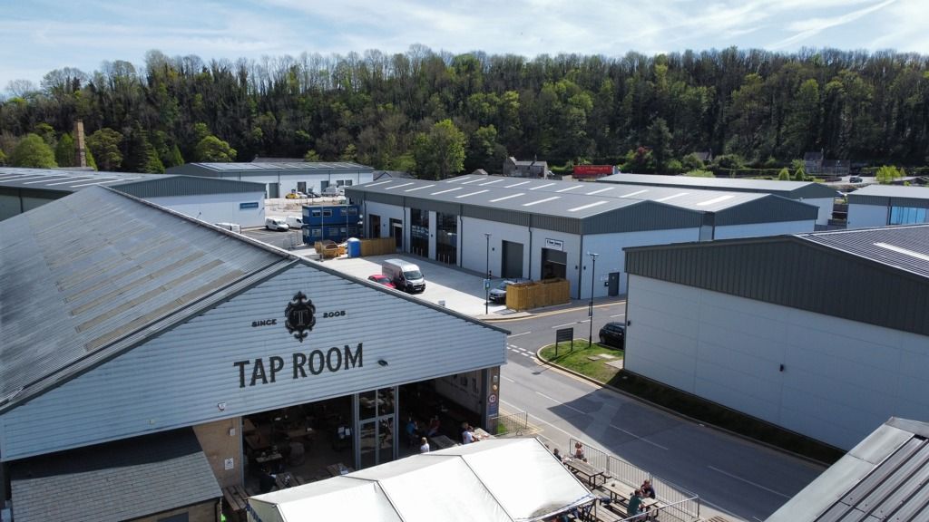 Property photo 3 of 9 Photo 14