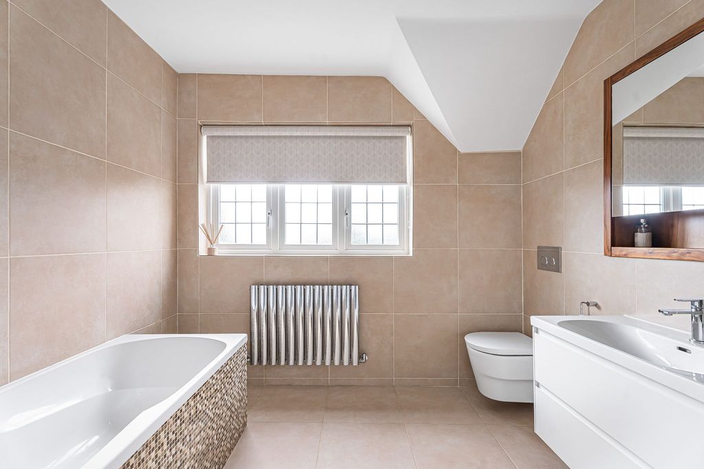 Additional image 22 of 4 bed detached house for saleGeorges Wood Road, Brookmans Park, Hatfield AL9