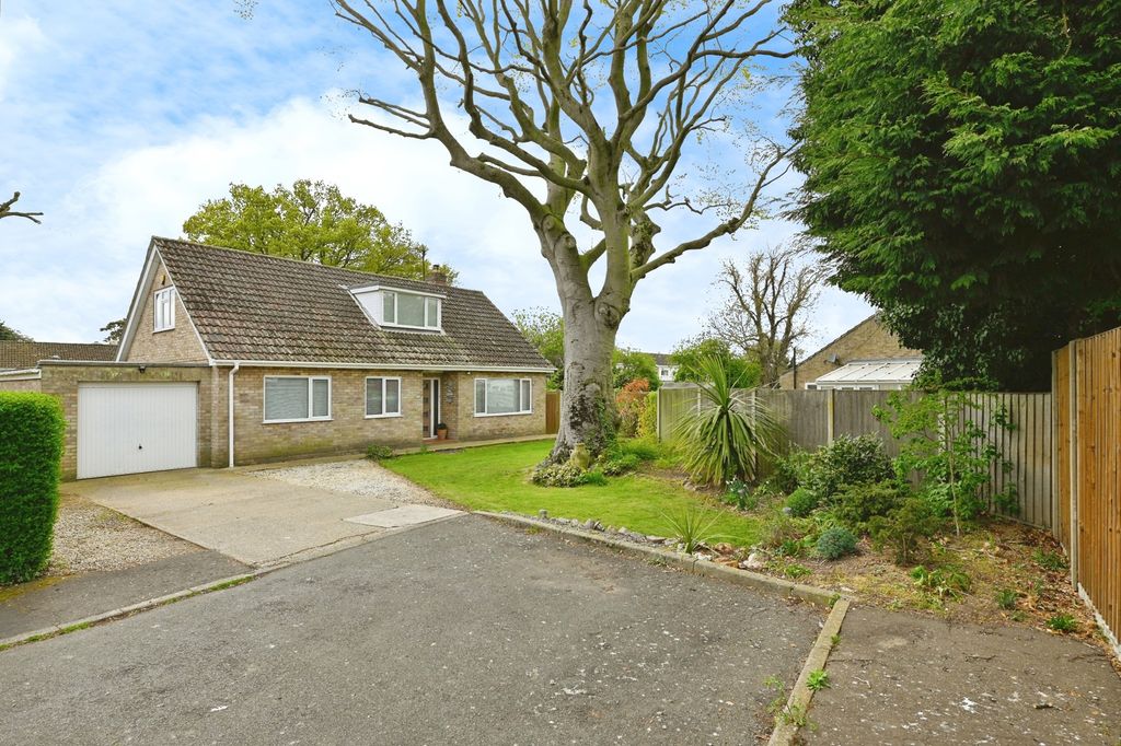 Property photo 1 of 17 Photo