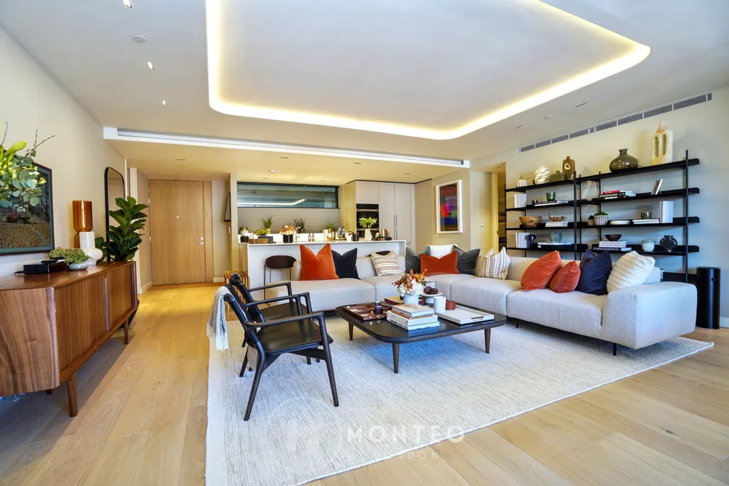 Property photo 3 of 25