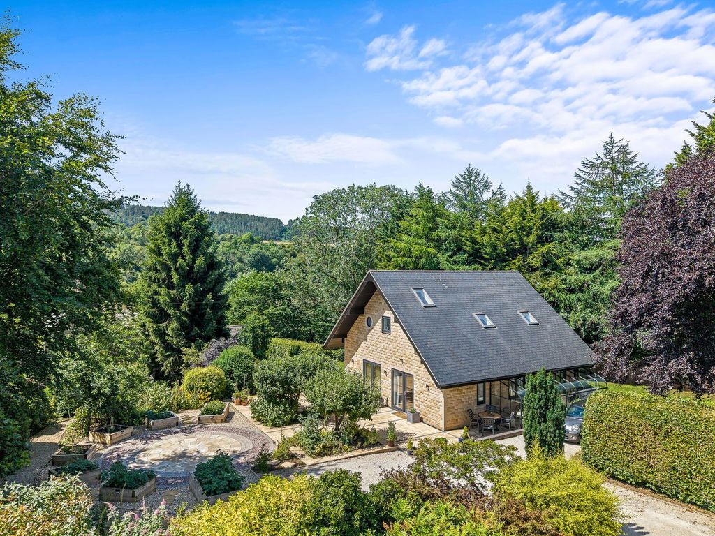 Property photo 1 of 39