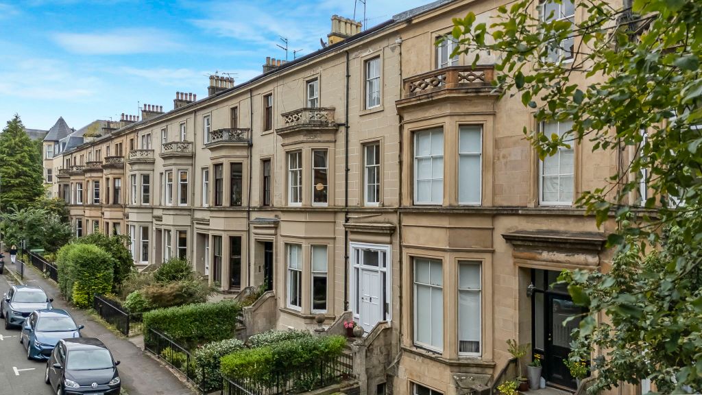 Property photo 1 of 22 3-Web-Or-Mls-46 Cecil Street Flat 1.1_49