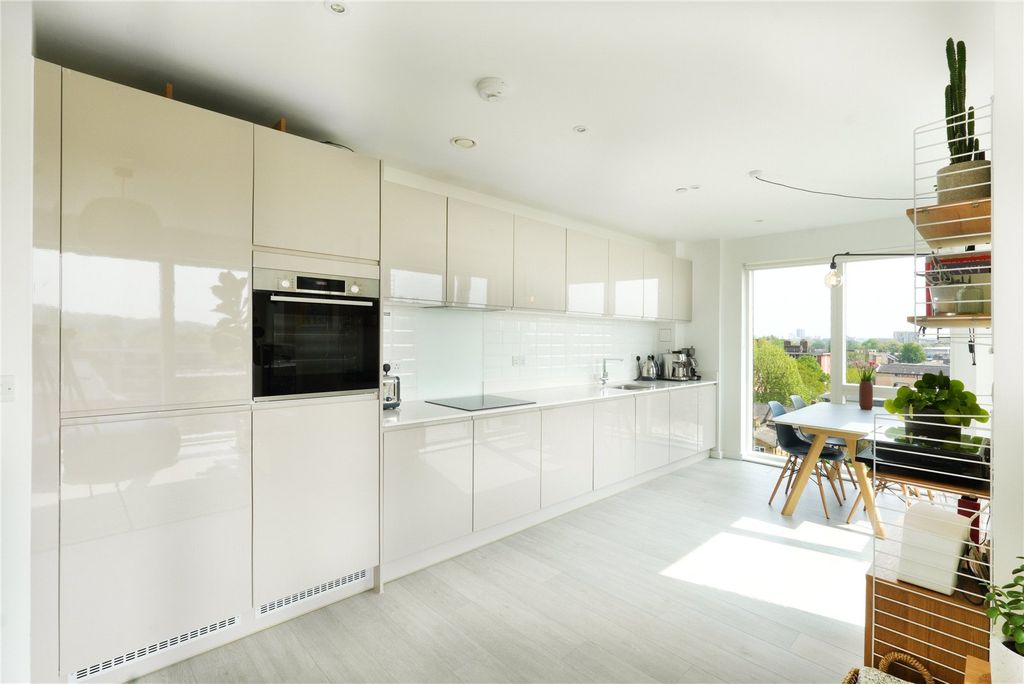 Property photo 1 of 13 Kitchen