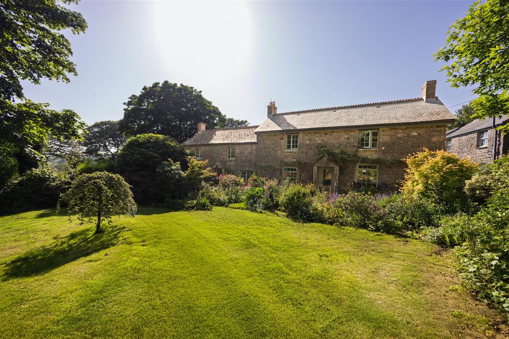 Property photo 1 of 40