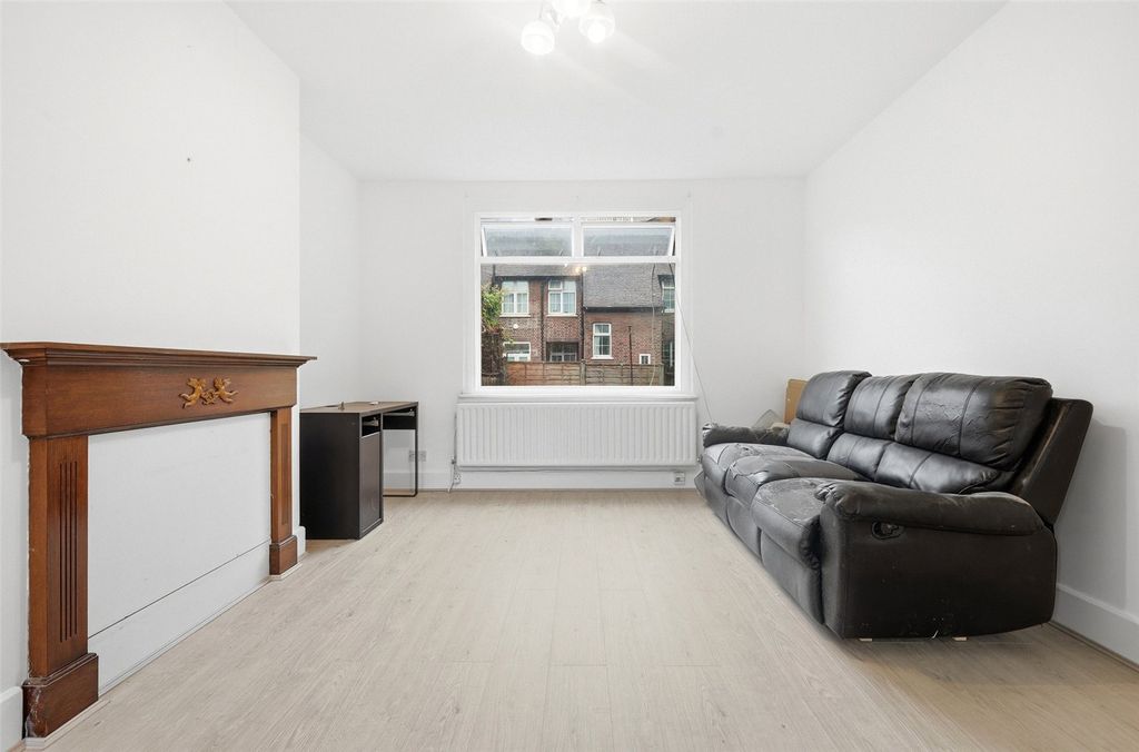 Property photo 2 of 15 Picture No. 07