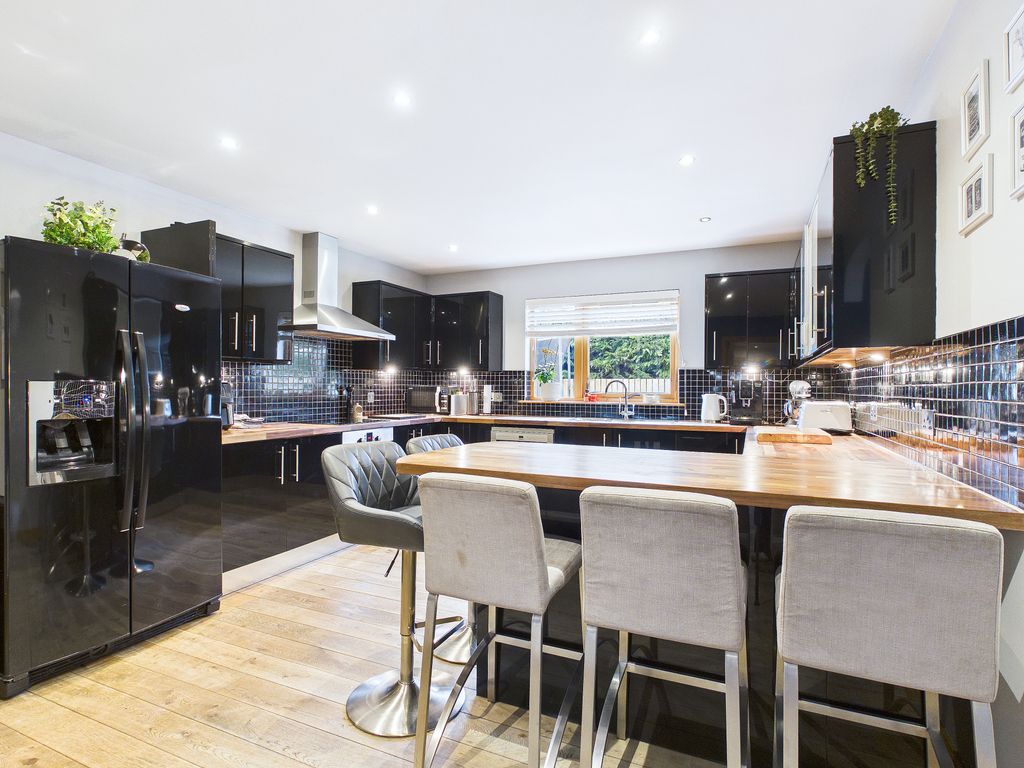 Property photo 2 of 51