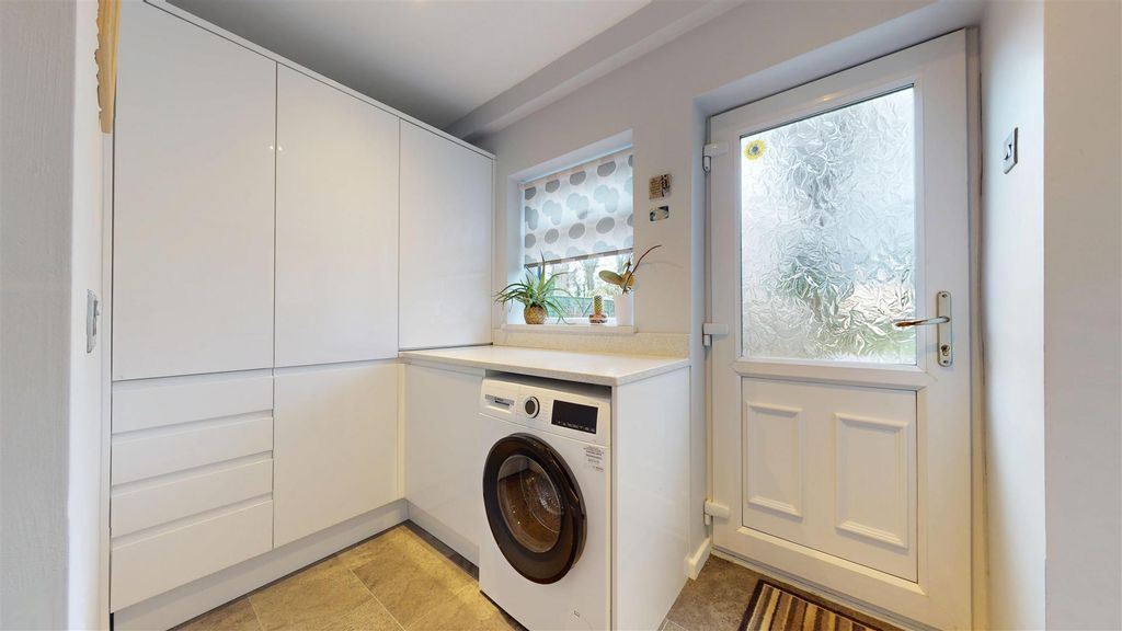 Property photo 3 of 42 Heyes Avenue Utility
