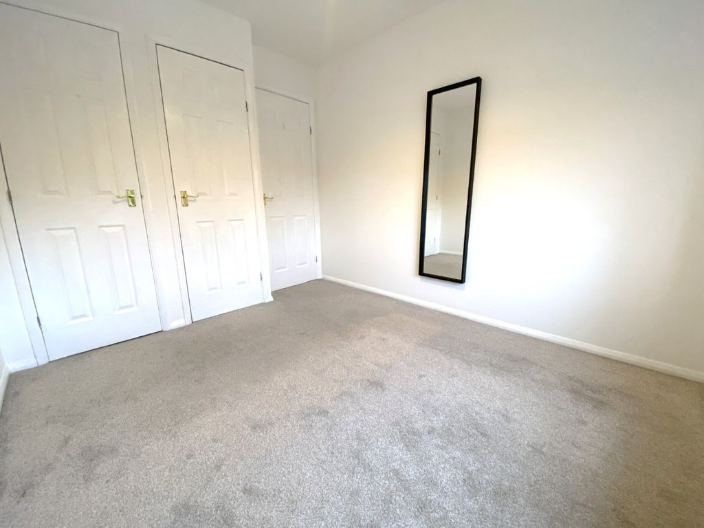Property photo 3 of 6 4551083