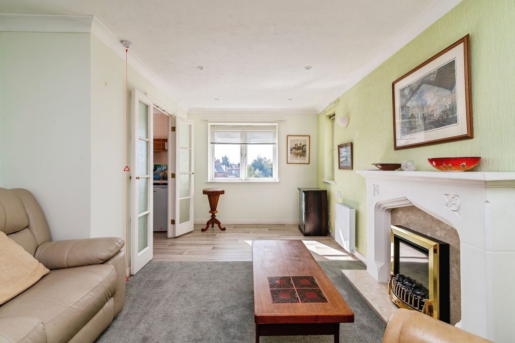 Property photo 3 of 13 Pbox-Img.Jpg