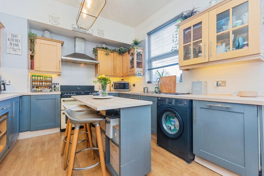 Property photo 2 of 26 Photo