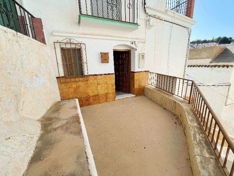 Property photo 2 of 18