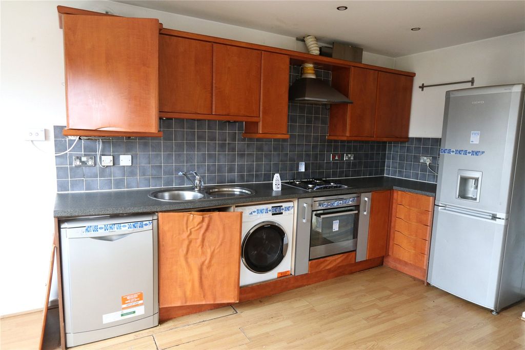 Property photo 2 of 7 Picture No. 06