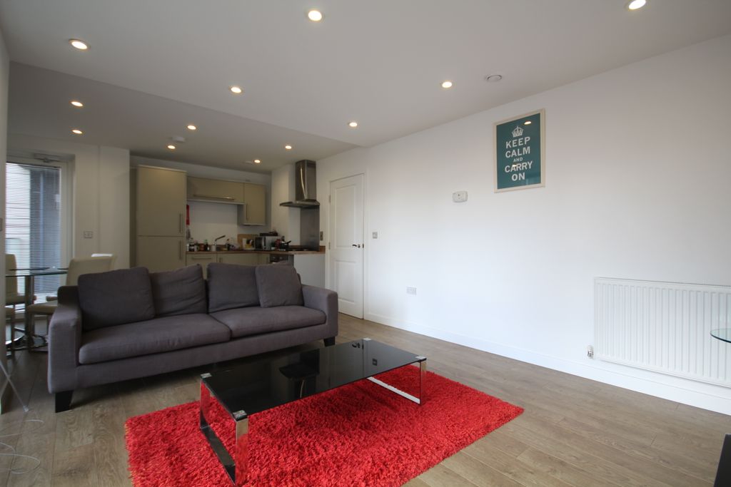 Property photo 3 of 6 201 Limeview Living
