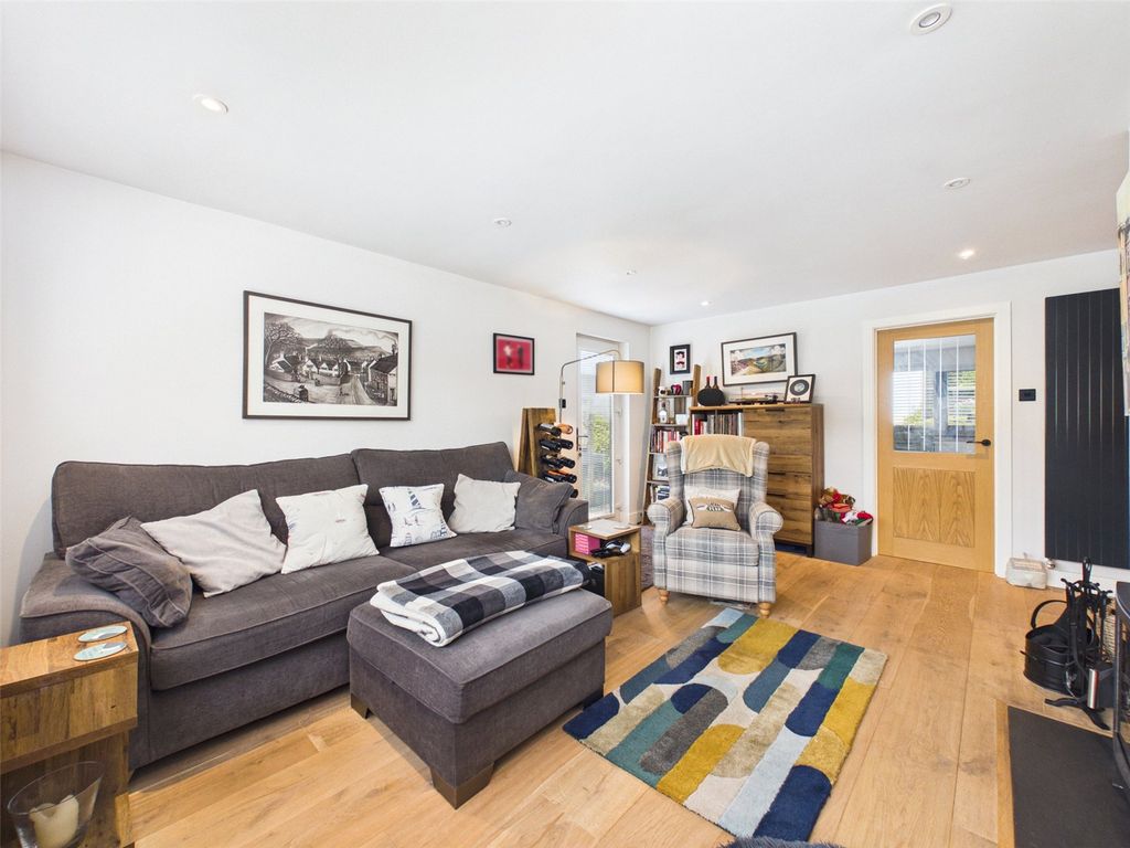 Property photo 3 of 17 Picture No. 09