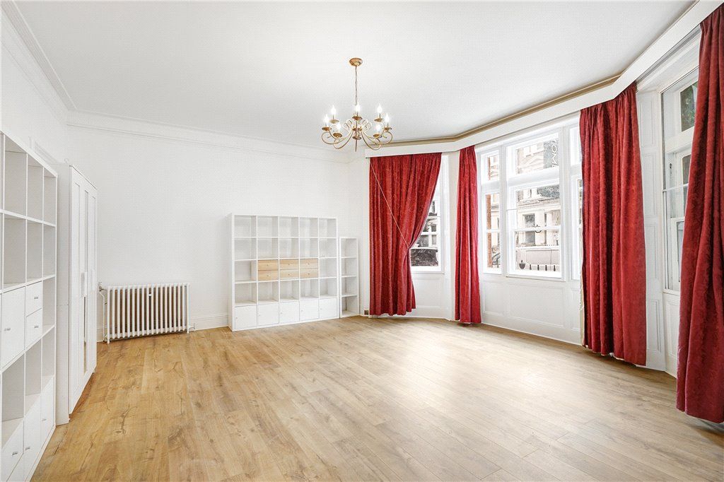 Property photo 2 of 17 Picture No. 08