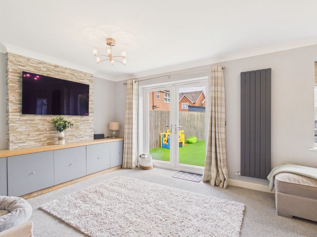 Property photo 2 of 25 5069244