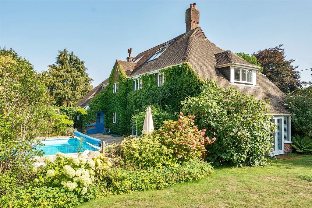 Property photo 3 of 26 Picture No. 06