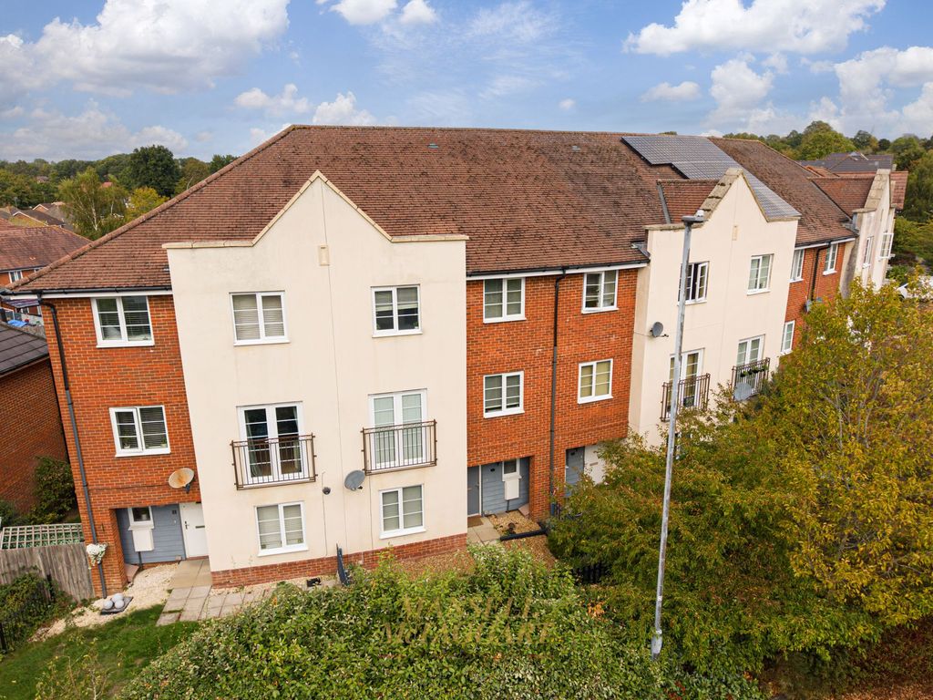 Property photo 1 of 33