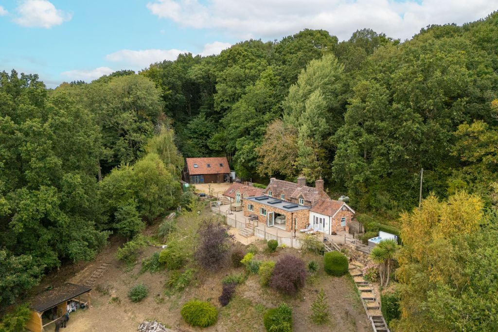 Property photo 1 of 36
