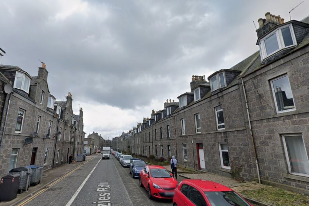 Property photo 3 of 7