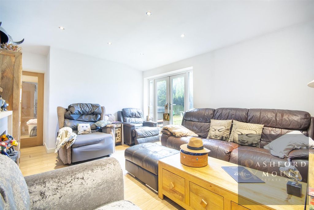 Property photo 3 of 23 CC14.Jpg