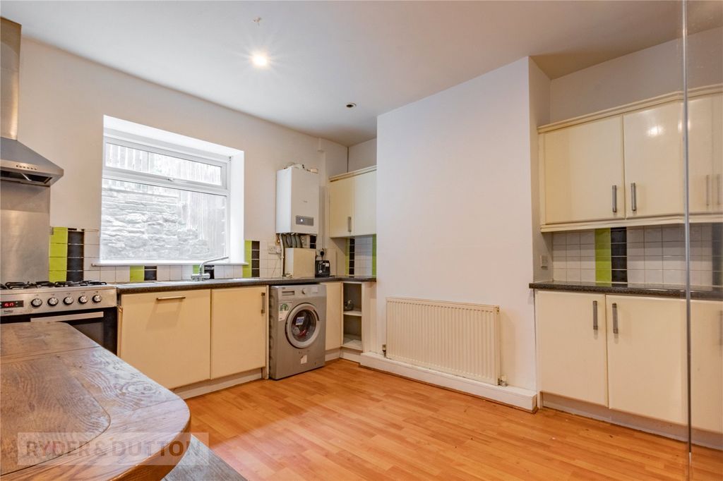 Property photo 2 of 18 Kitchen Diner