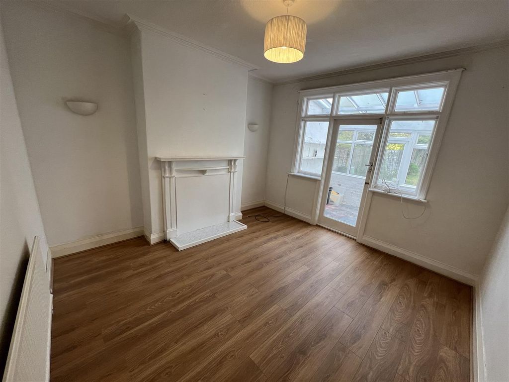 Property photo 3 of 15 Img_6683.Jpeg