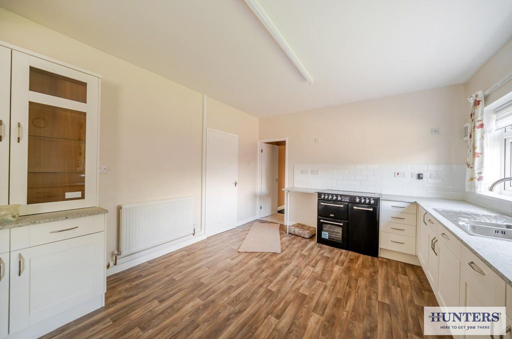 Property photo 3 of 23 9Cece08c-78c2-4dc6-Beaa-6A5A27B788c9.Jpg
