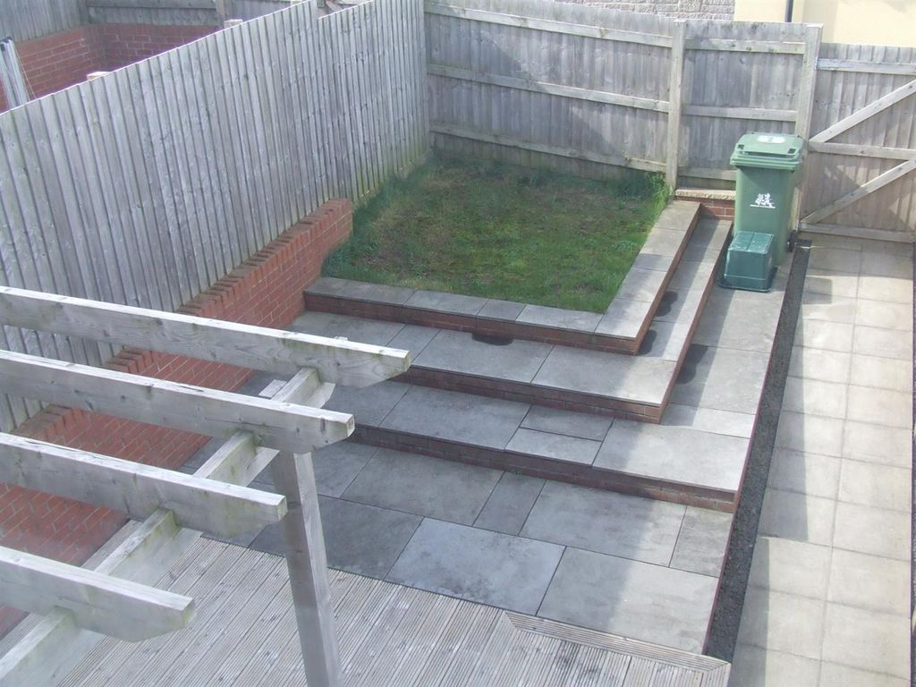 Property photo 3 of 4 Garden