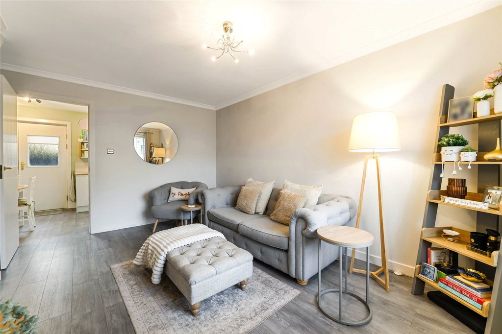 Property photo 3 of 21 Picture No. 02